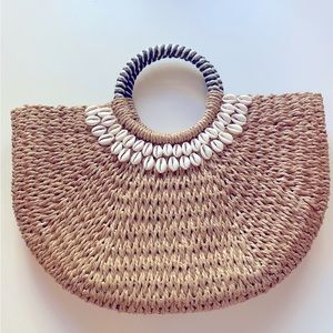 Beachy Straw Cowrie Shell Large Purse / Bag